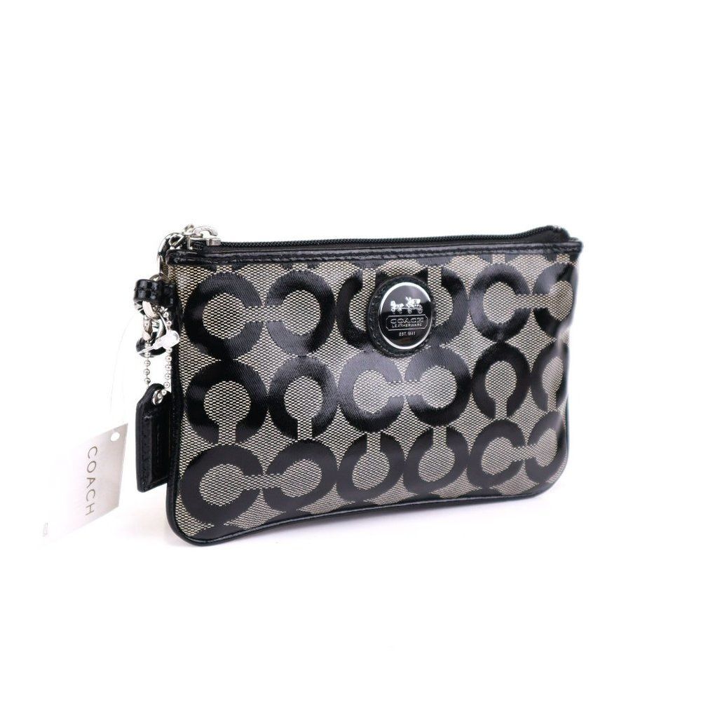 NWT Coach Coated Signature Wristlet in Black White